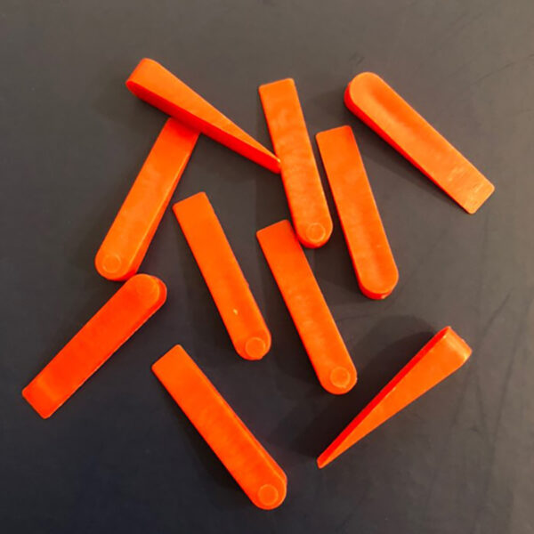 5mm Red Wedge (500pcs/bag)