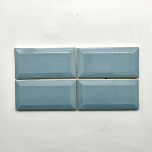 4743-chic-aqua-gloss-IMG_2962-web